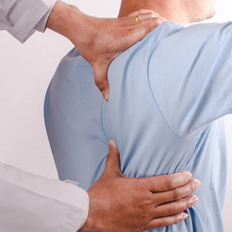 काइरोप्रैक्टिक (Chiropractic) ट्रीटमेंट क्या है